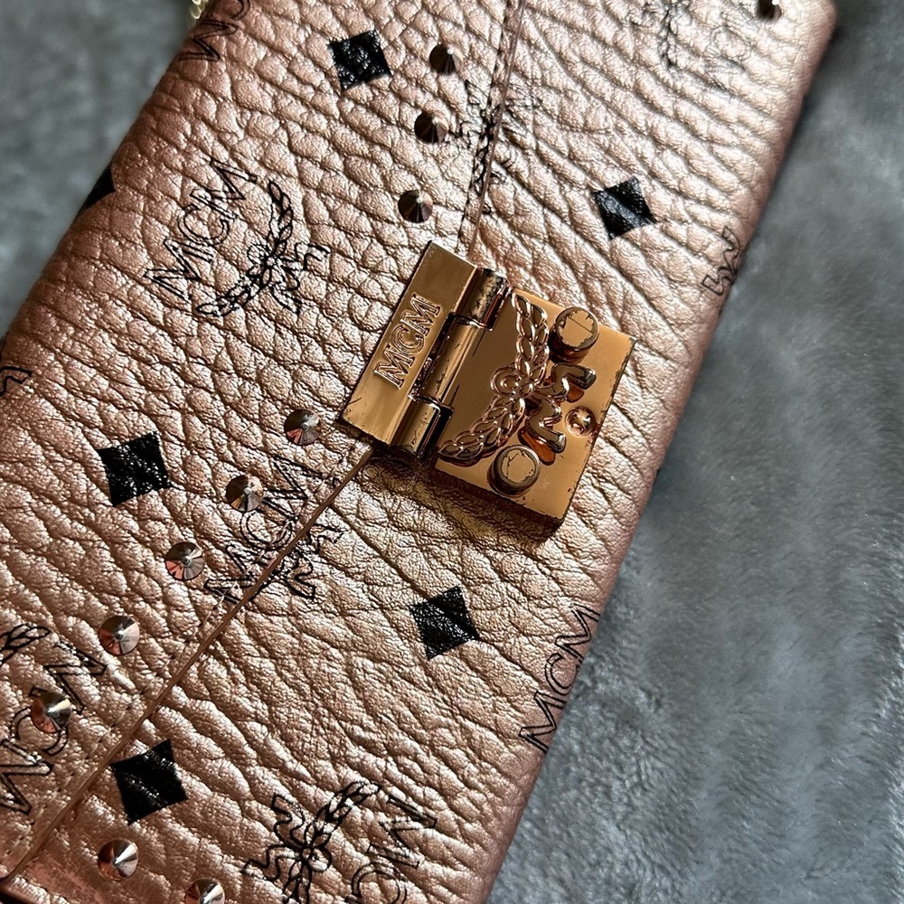 MCM pink crossbody - Picture 12 of 14